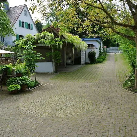Apartamento Ferienwohnung 1 Im Landhaus Edelmann #118439 *